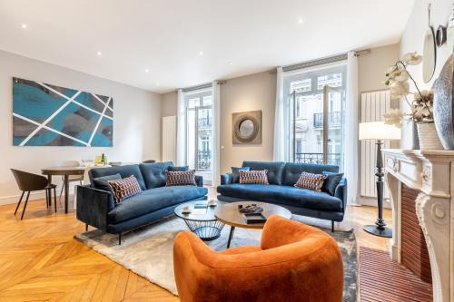 Champs-Elysees Apartment | Sweett - Triangle d'Or