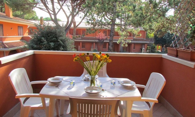 Bibione Apartment | Terrace, pool, sun and relax-Beahost