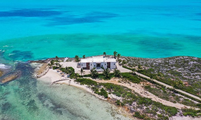 Juba Sound Villa | Tip of the Tail Villa