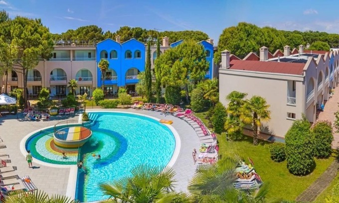 Bibione Pineda Apartment | Vacation village MareBlu Villa Superior B for 7 persons