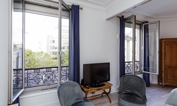 Clichy Apartment | Very nice 32m² in the heart of Clichy