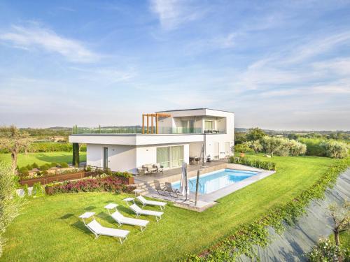 Montioni Villa | Villa Angelina