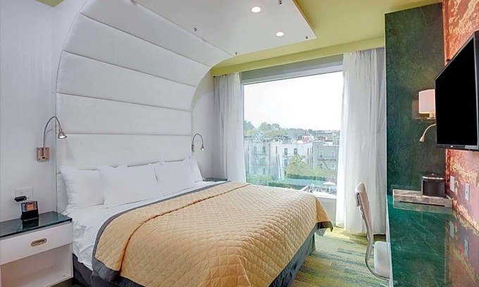 Brooklyn Hotel | Wyndham Garden Brooklyn Sunset Park