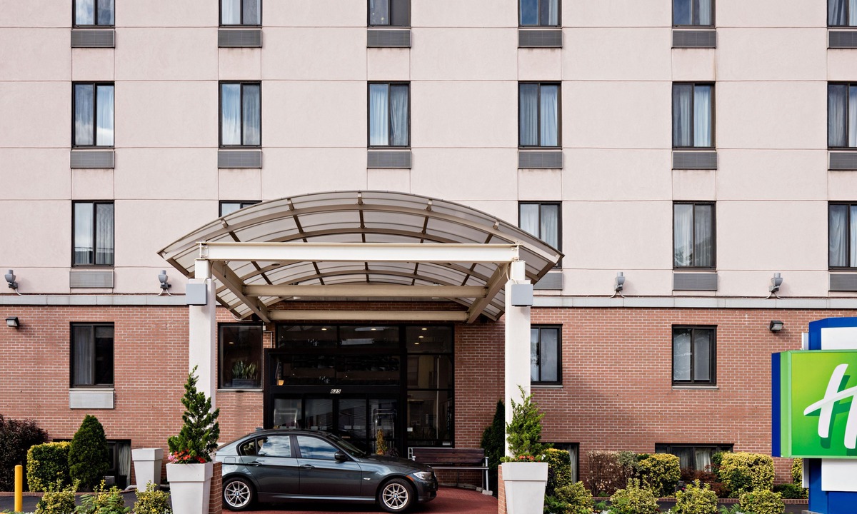 Gowanus Hotel | Holiday Inn Express Brooklyn, an Ihg Hotel