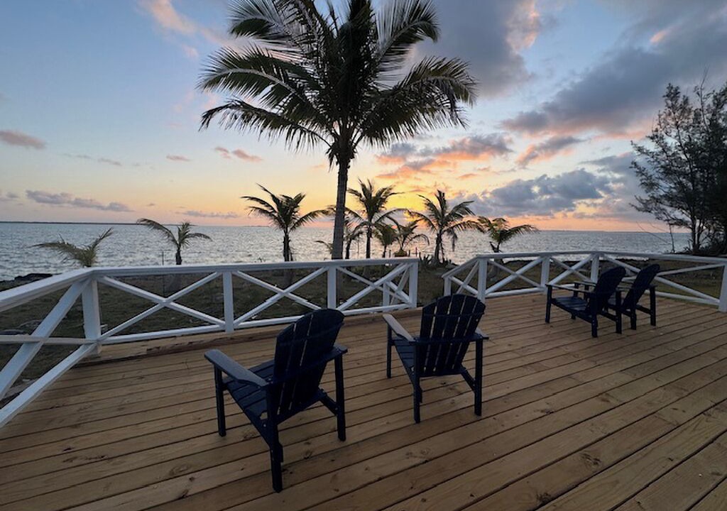 Cooper's Town House | Waterfront Abaco Beach House - Private 5Bedroom 3Bath, 15 min from Treasure Cay