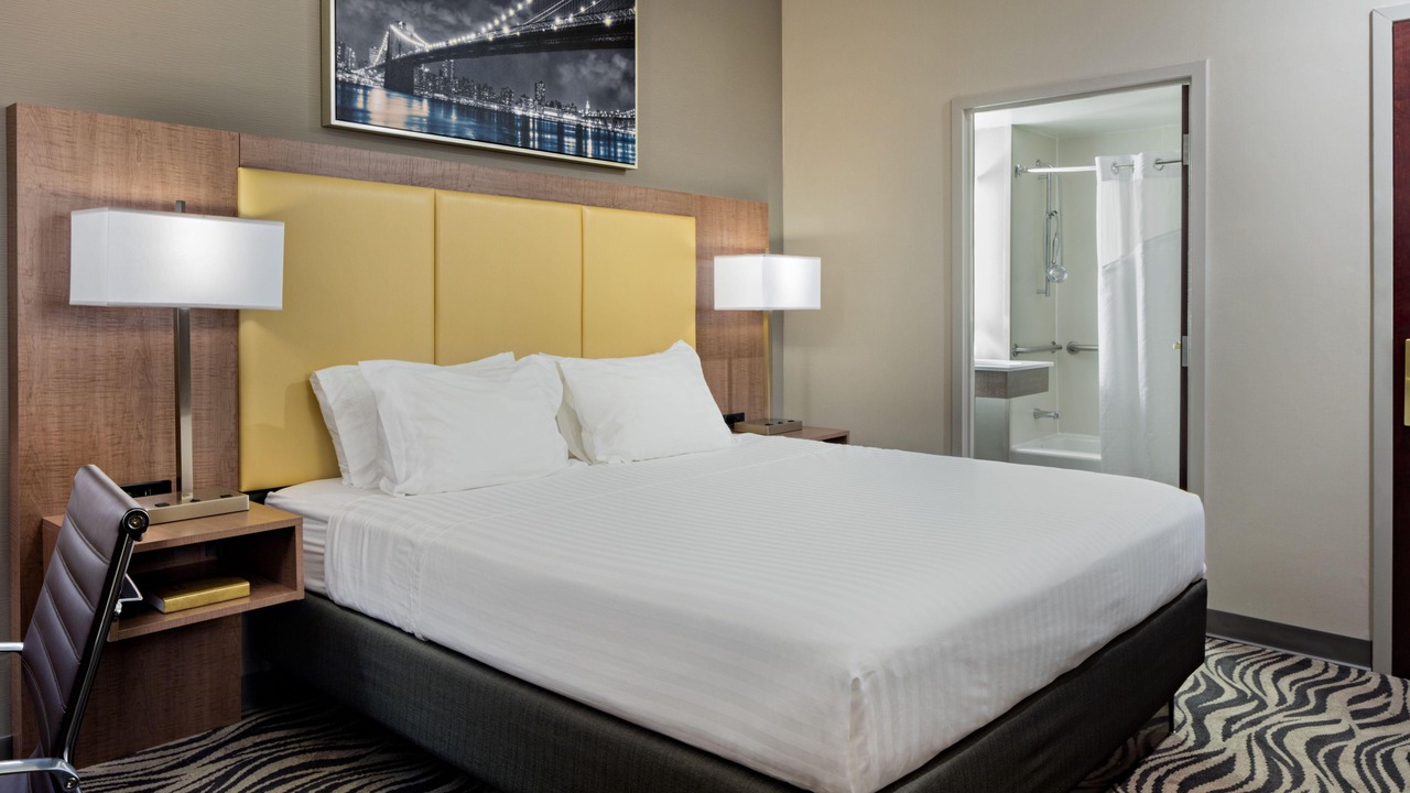 Photo of Bedroom in Gowanus