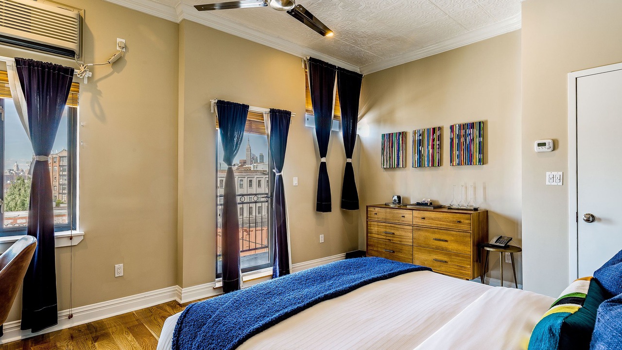 Photo of Bedroom in Greenpoint