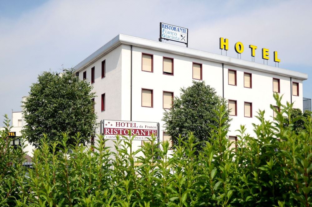 Photo of Buildings in Nogarole Rocca