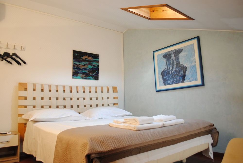 Photo of Bedroom in Verona City Centre