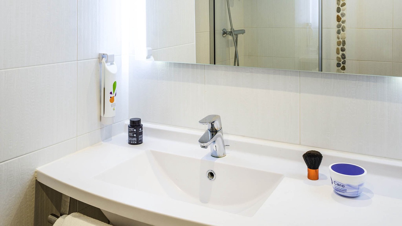 Photo of Bathroom in Antony