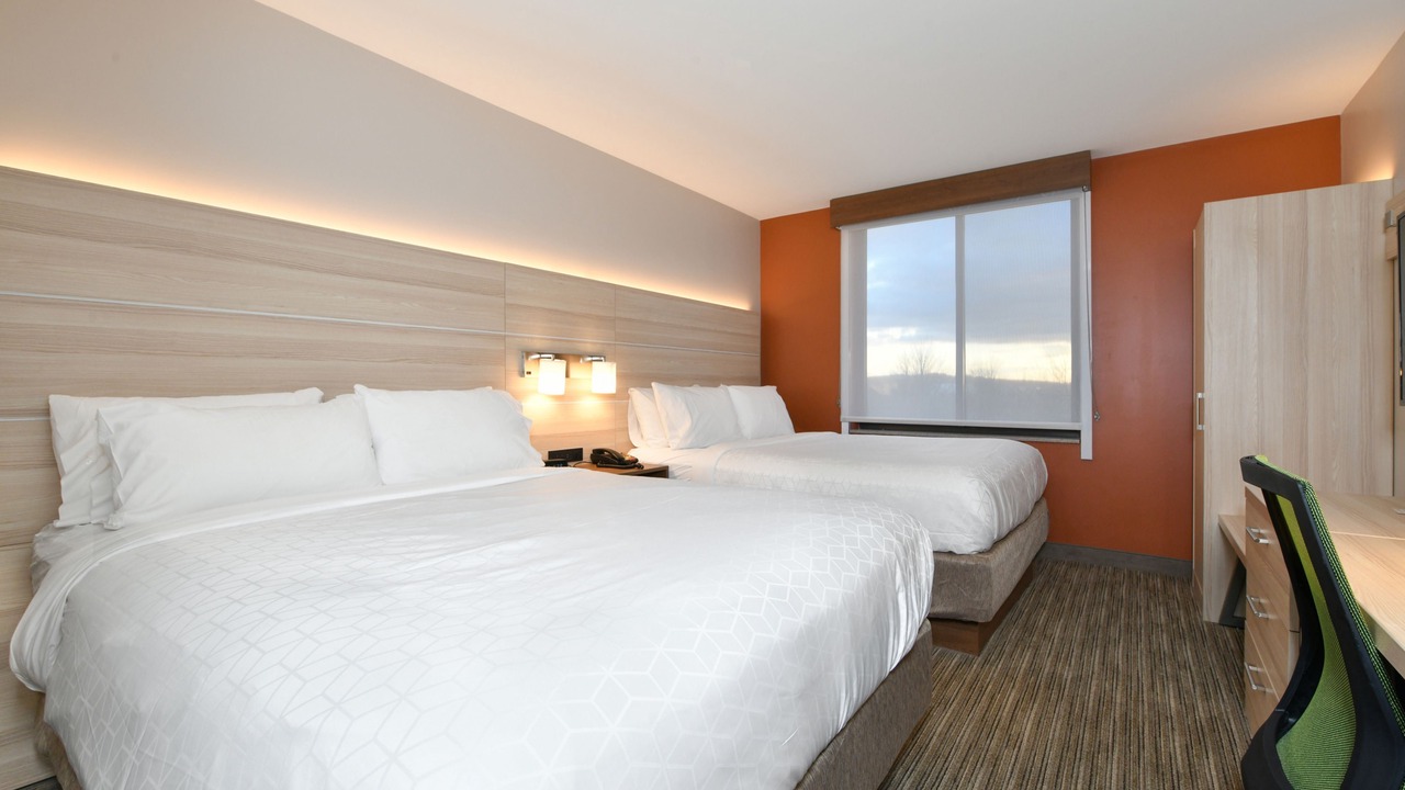 Photo of Bedroom in Travis - Chelsea