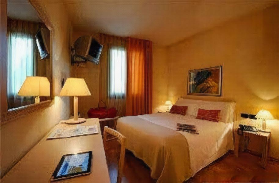 Photo of Bedroom in Paderno del Grappa