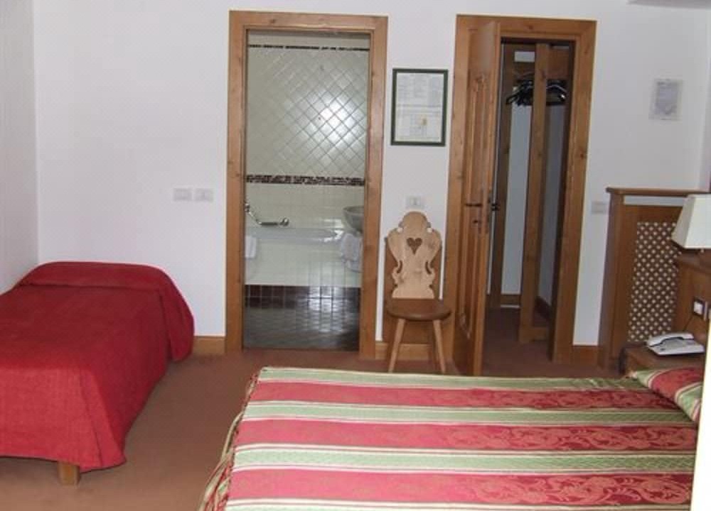 Photo of Bedroom in Cortina d'Ampezzo Historic Centre