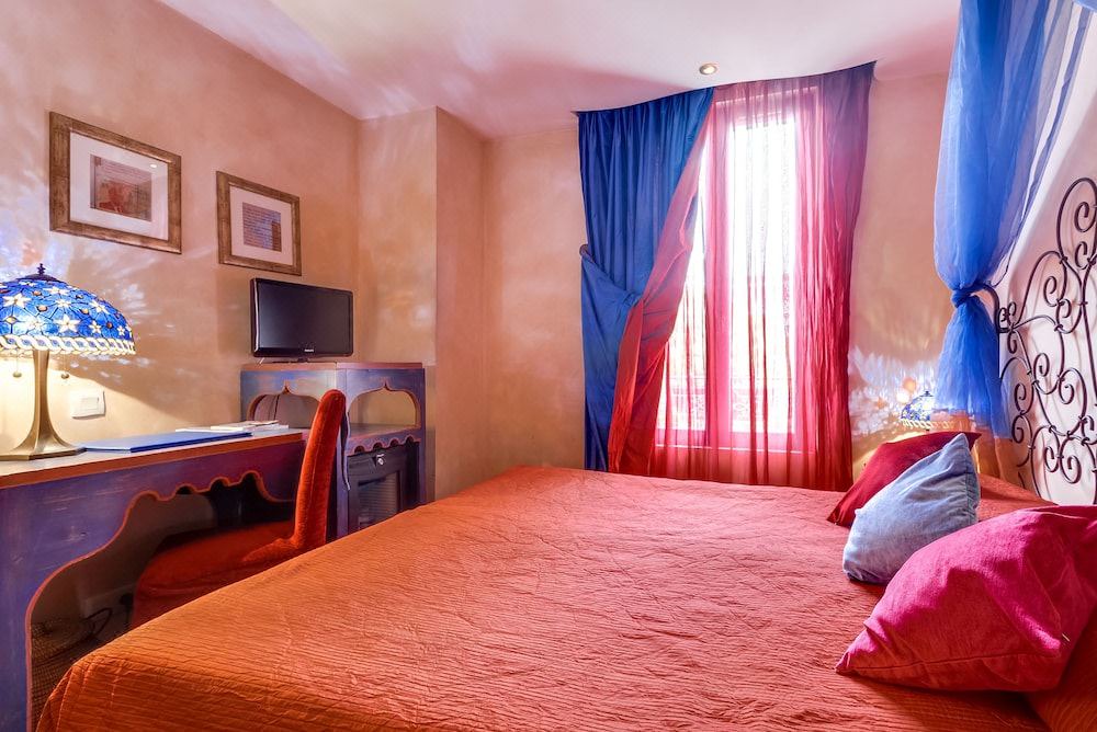 Photo of Bedroom in Quartier du Petit-Montrouge