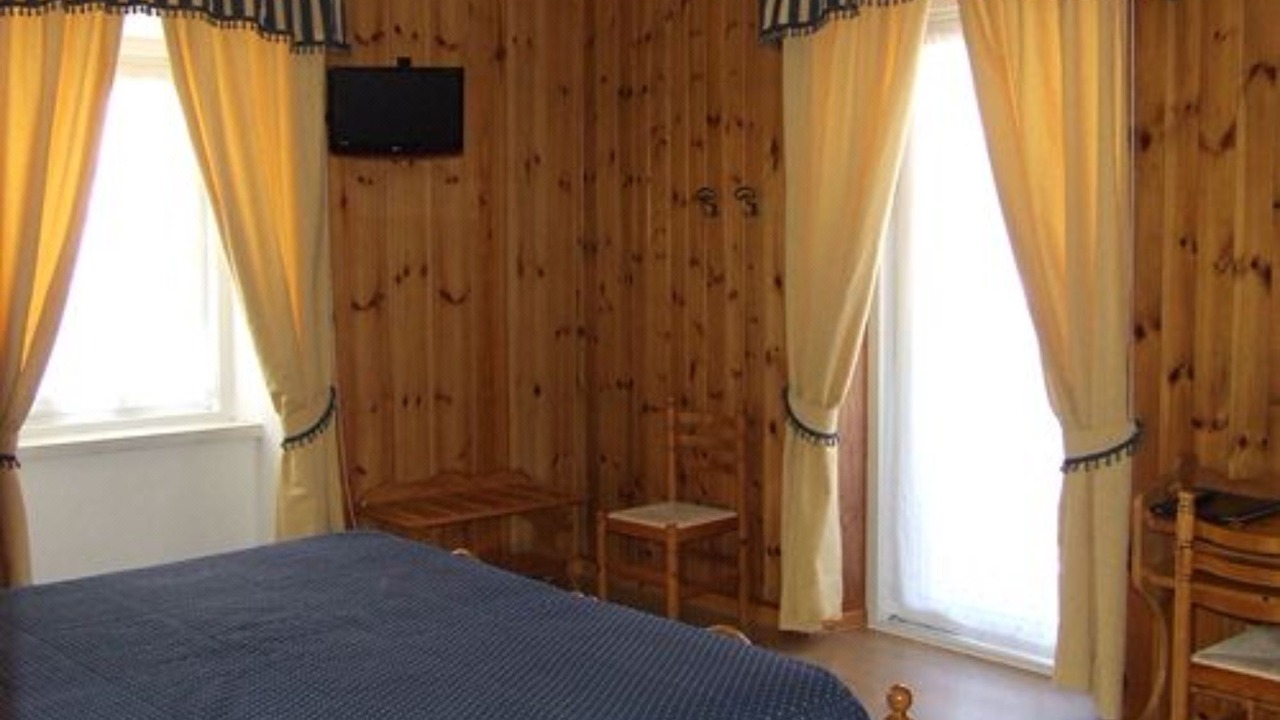 Photo of Bedroom in Cortina d'Ampezzo Historic Centre