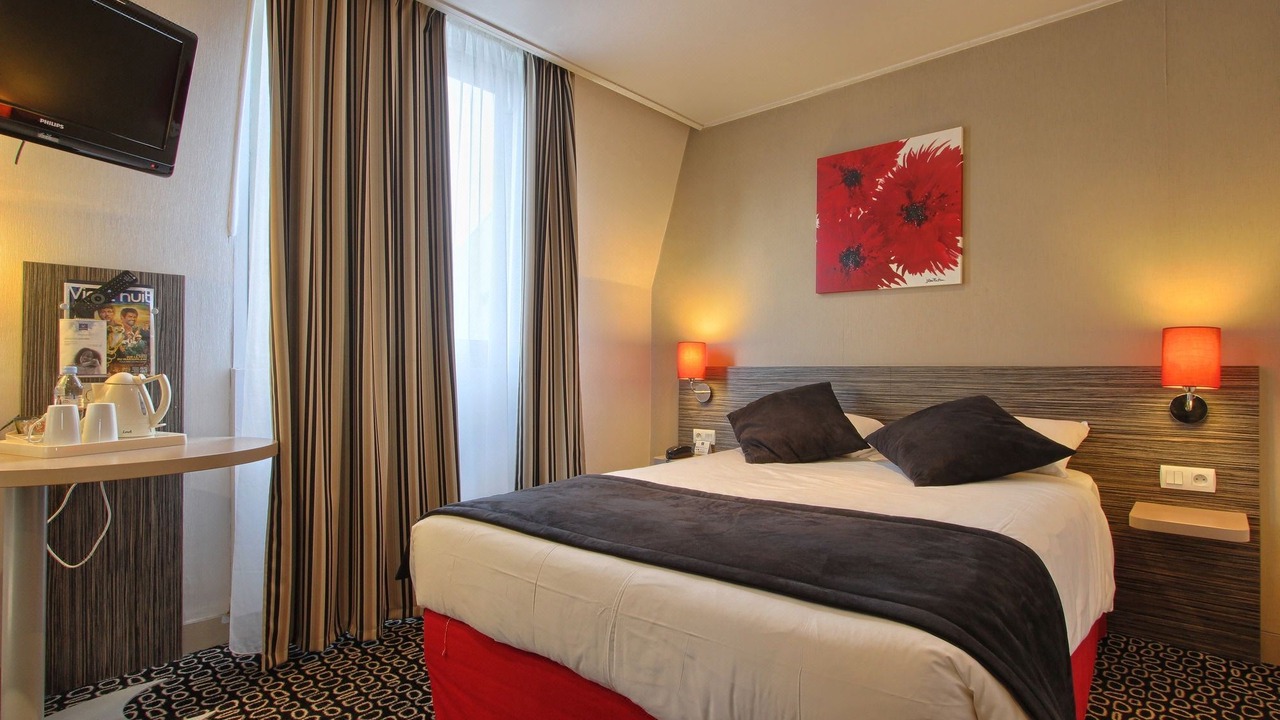 Photo of Bedroom in Montparnasse