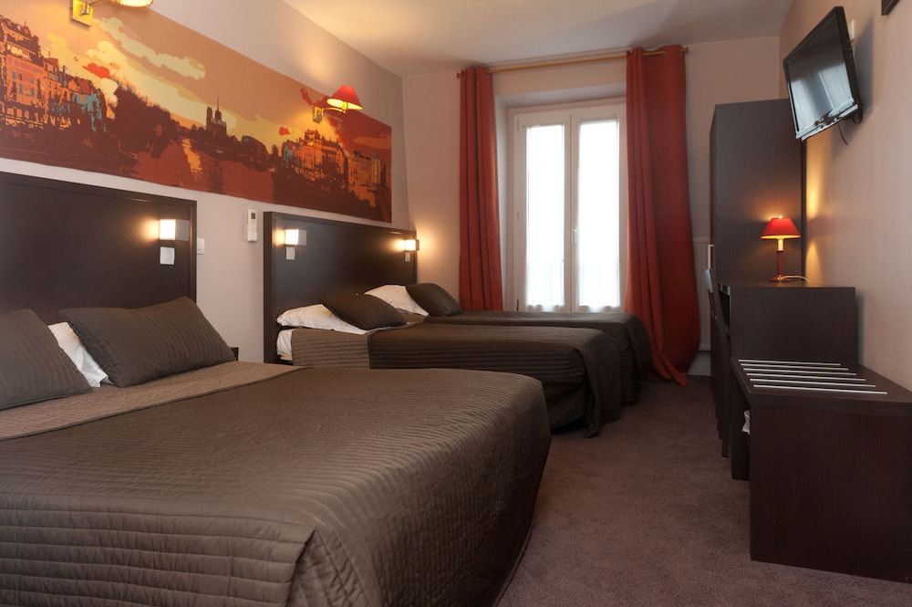 Photo of Bedroom in Montparnasse