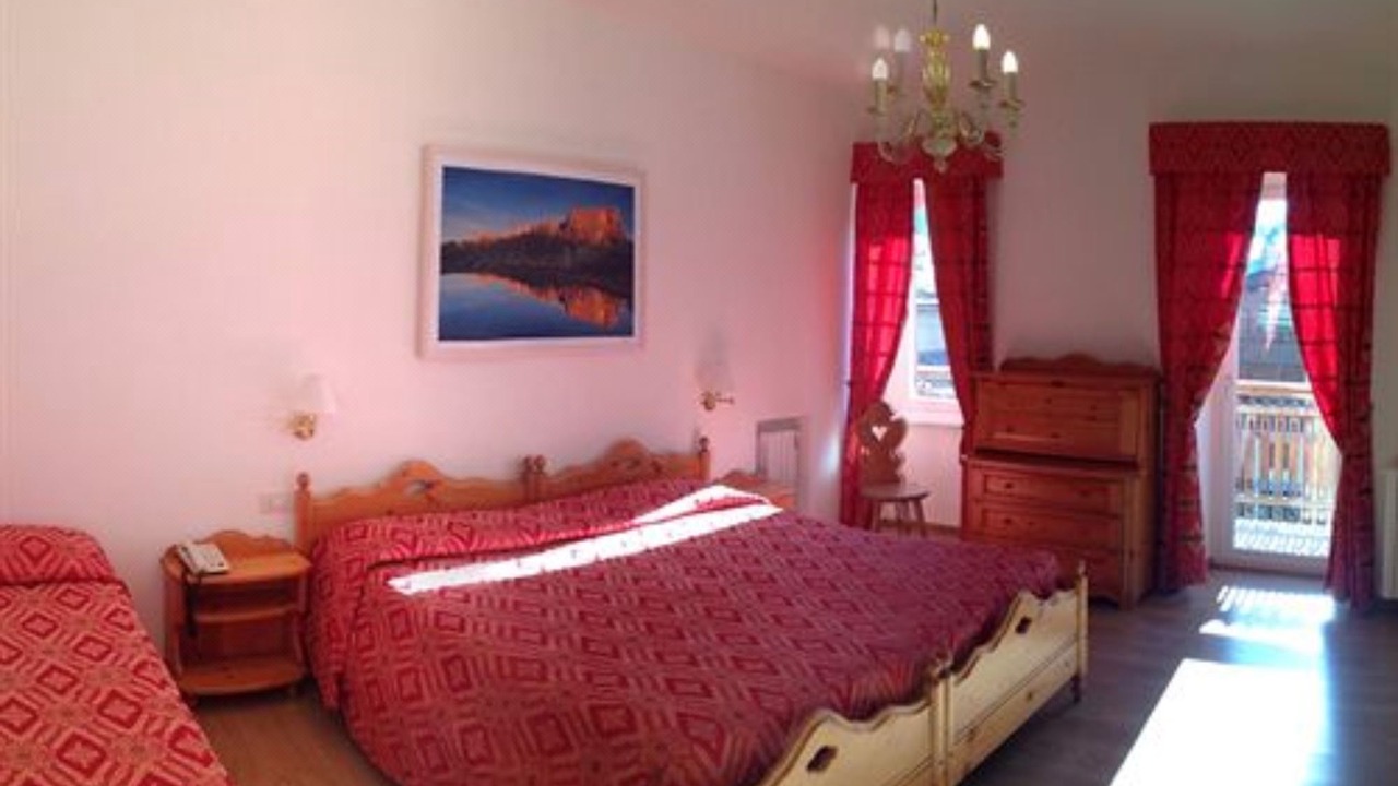 Photo of Bedroom in Cortina d'Ampezzo Historic Centre