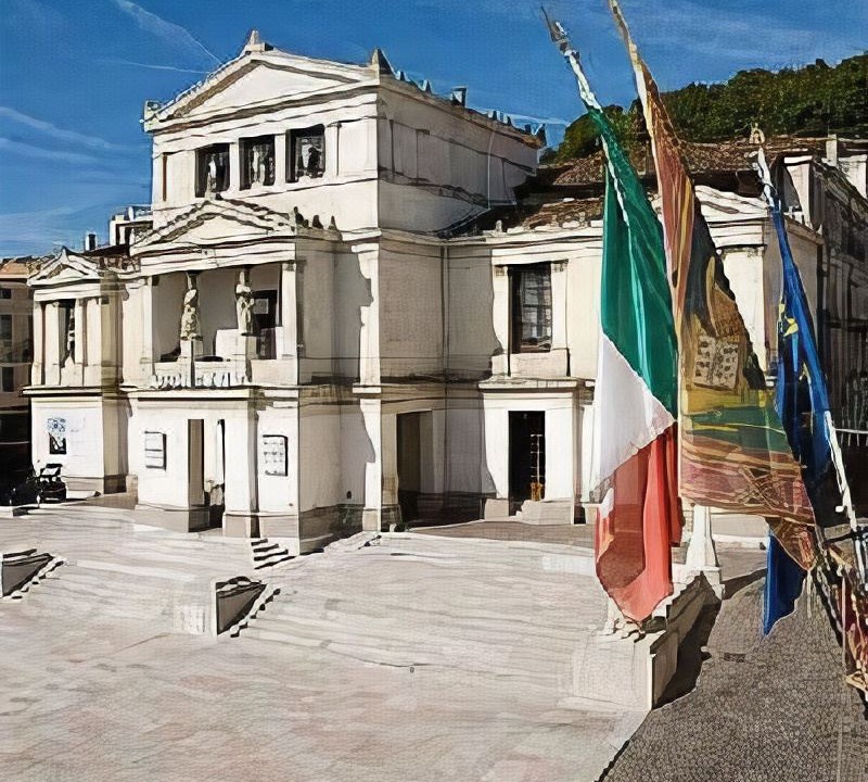 Photo of Buildings in Visnadello