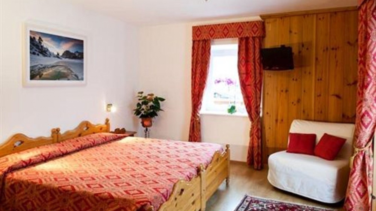 Photo of Bedroom in Cortina d'Ampezzo Historic Centre