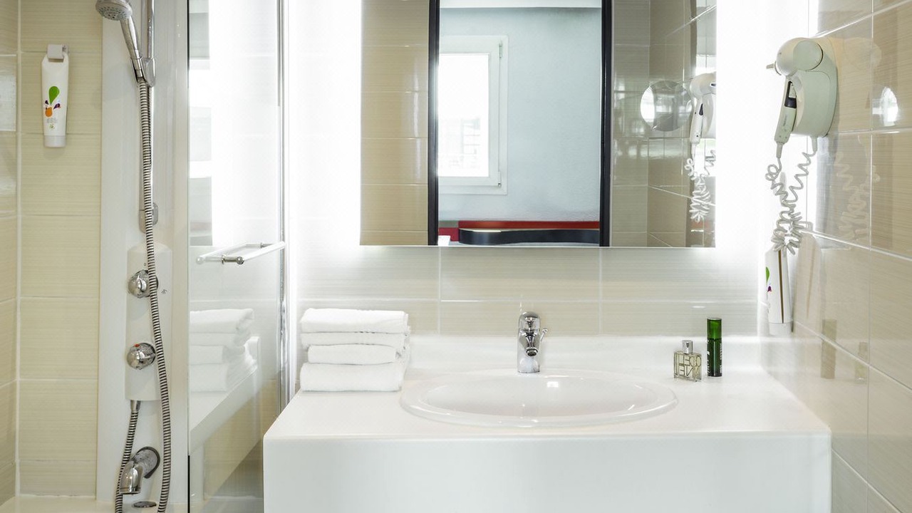 Photo of Bathroom in Antony
