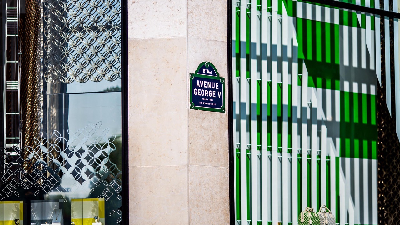 Photo of Others in Champs-Elysees