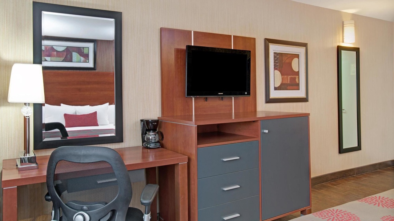 Photo of Livingroom in Willowbrook
