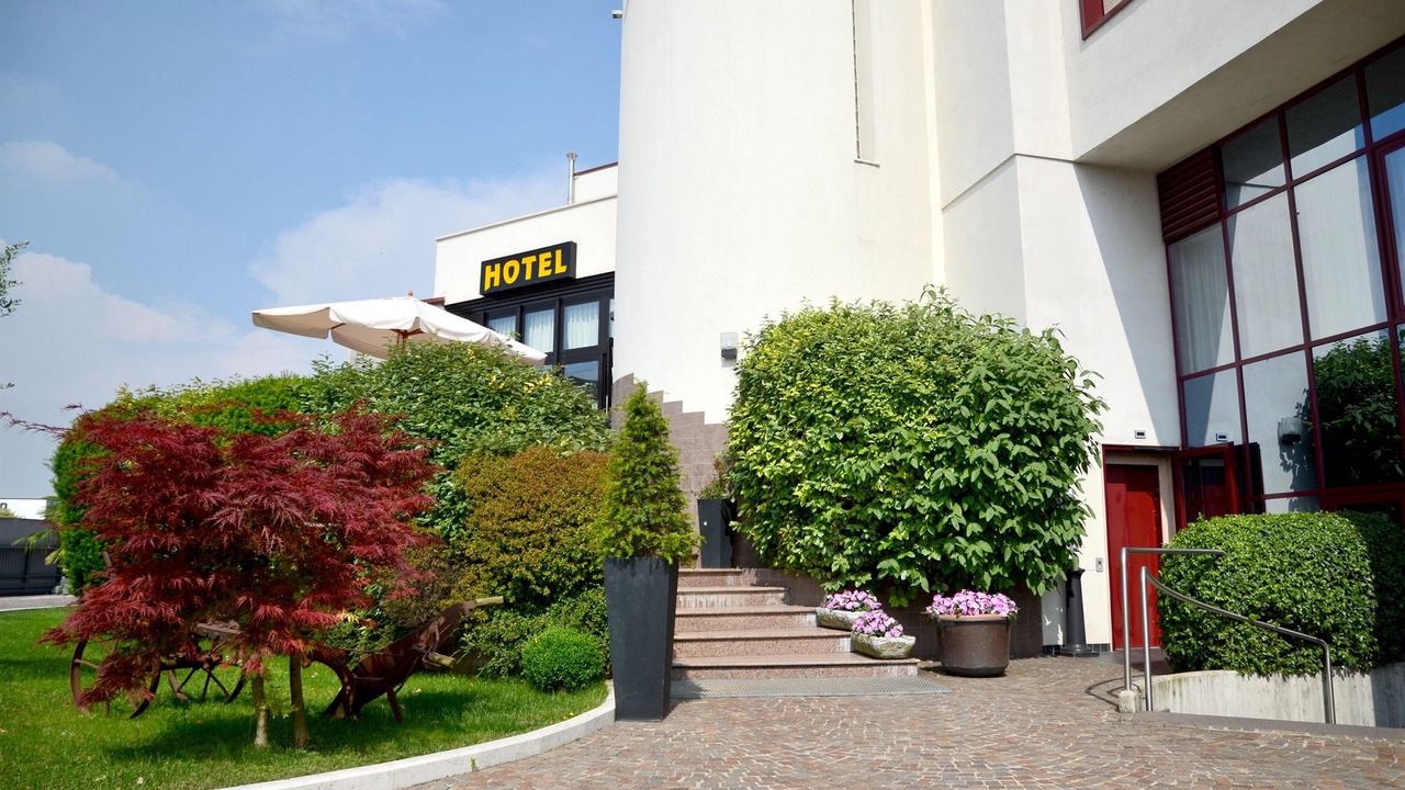 Photo of Buildings in Nogarole Rocca