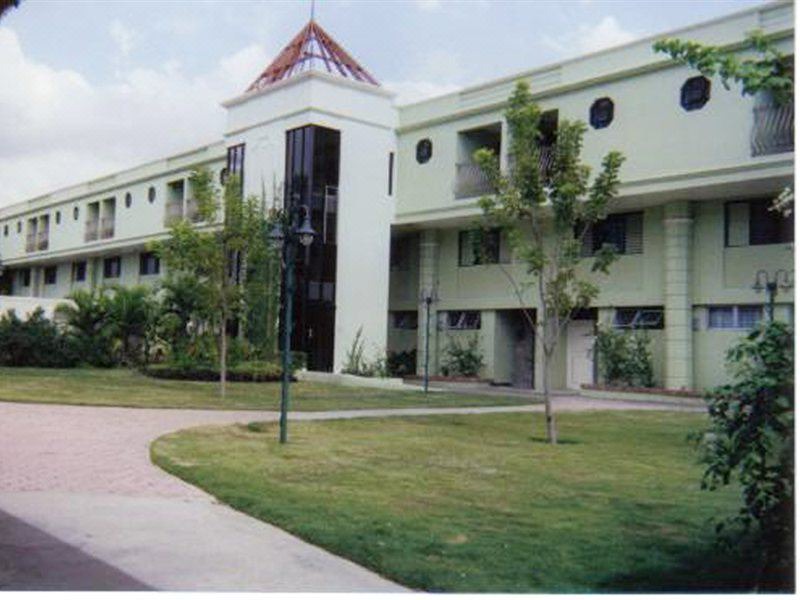 Photo of Buildings in New Kingston