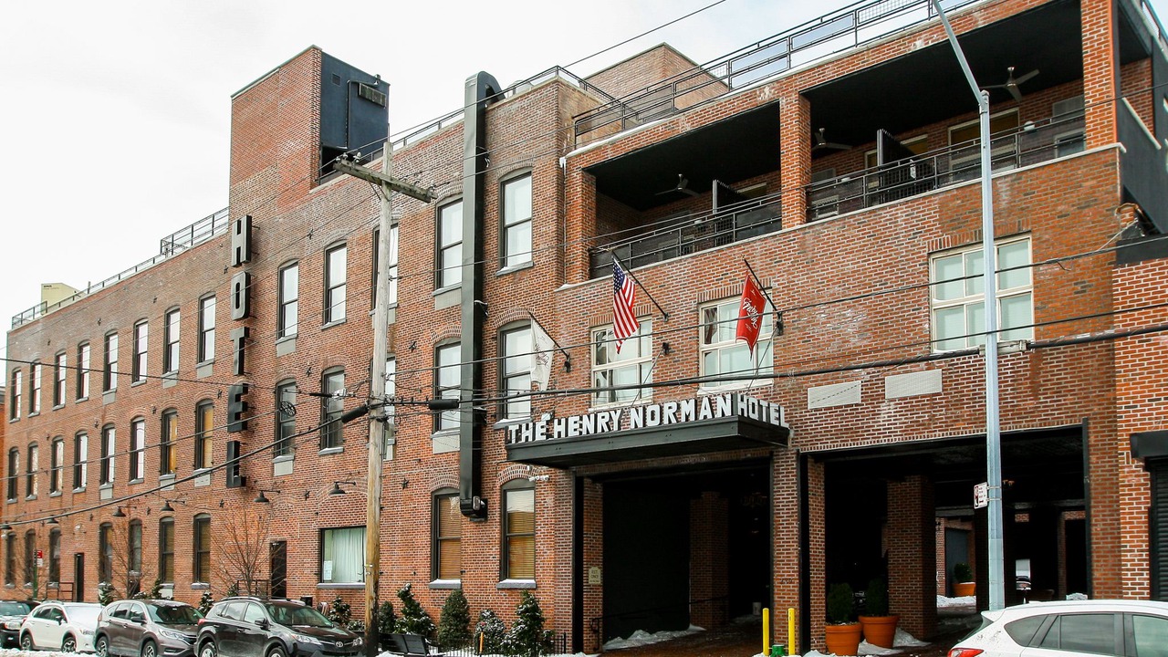 Photo of Buildings in Greenpoint
