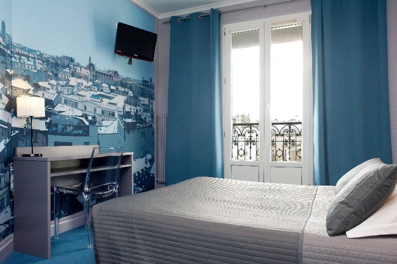 Photo of Bedroom in Montparnasse