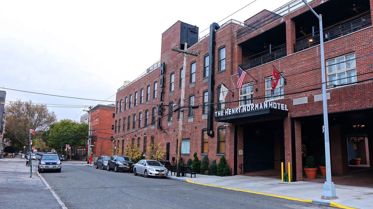 Photo of Buildings in Greenpoint