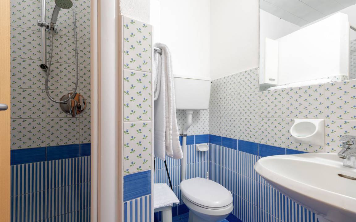 Photo of Bathroom in Costermano