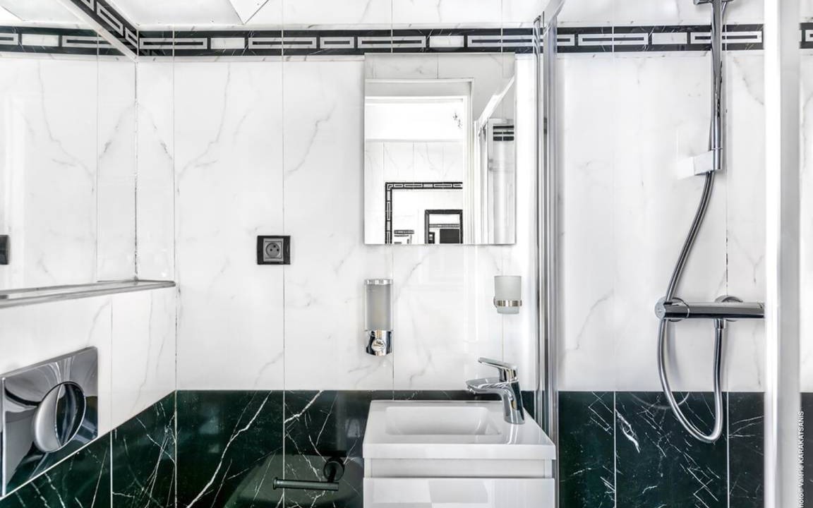 Photo of Bathroom in 8th Arrondissement
