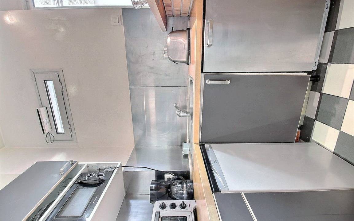 Photo of Kitchen in Porte-Saint-Martin