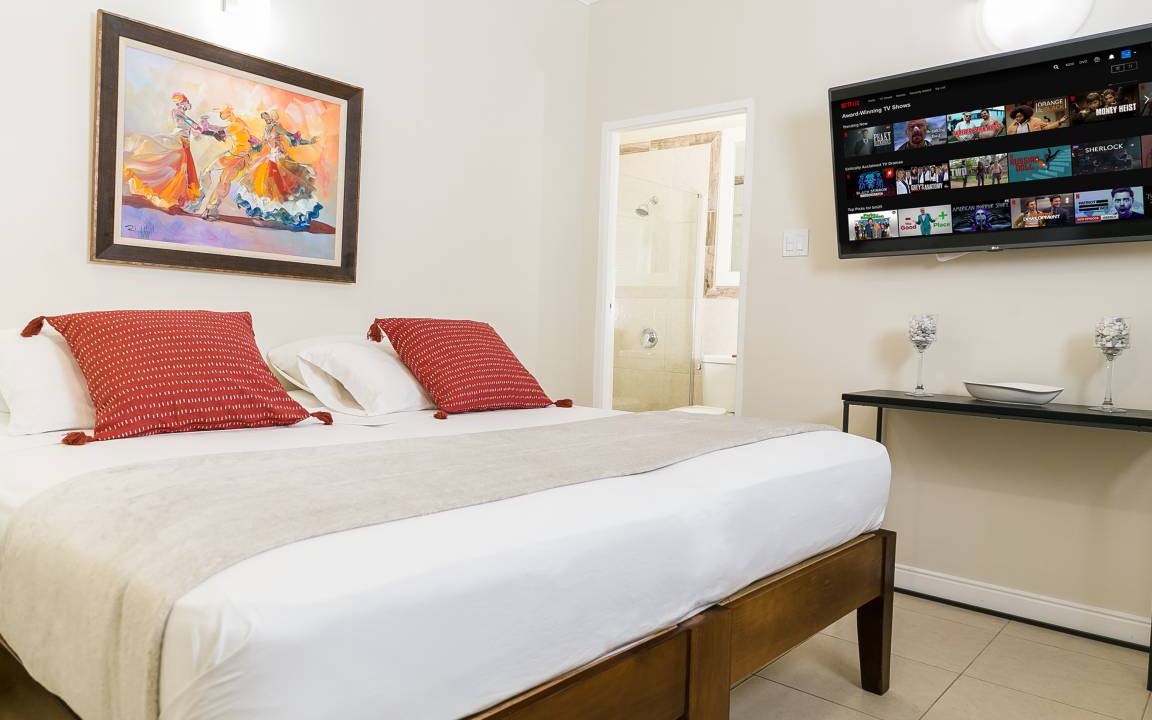 Photo of Bedroom in Molynes Gardens