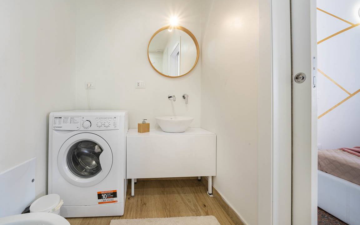 Photo of Bathroom in Sandra
