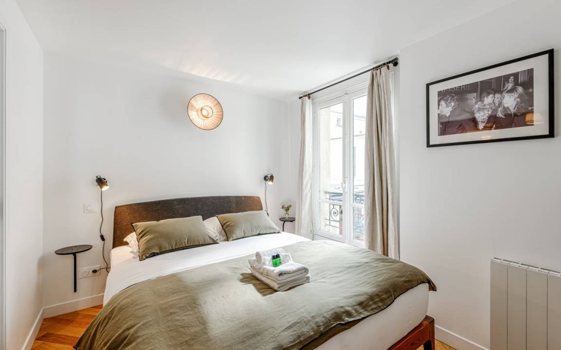 Photo of Bedroom in Val-de-Grace