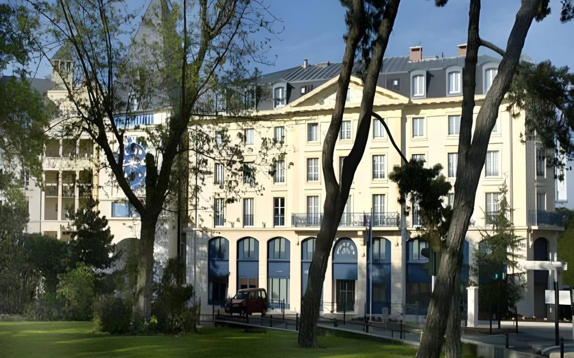 Photo of Others in Le Plessis-Robinson