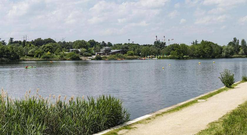Photo of Others in Ormetteau-Port