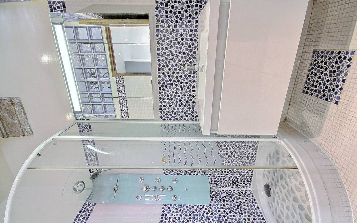 Photo of Bathroom in Porte-Saint-Martin