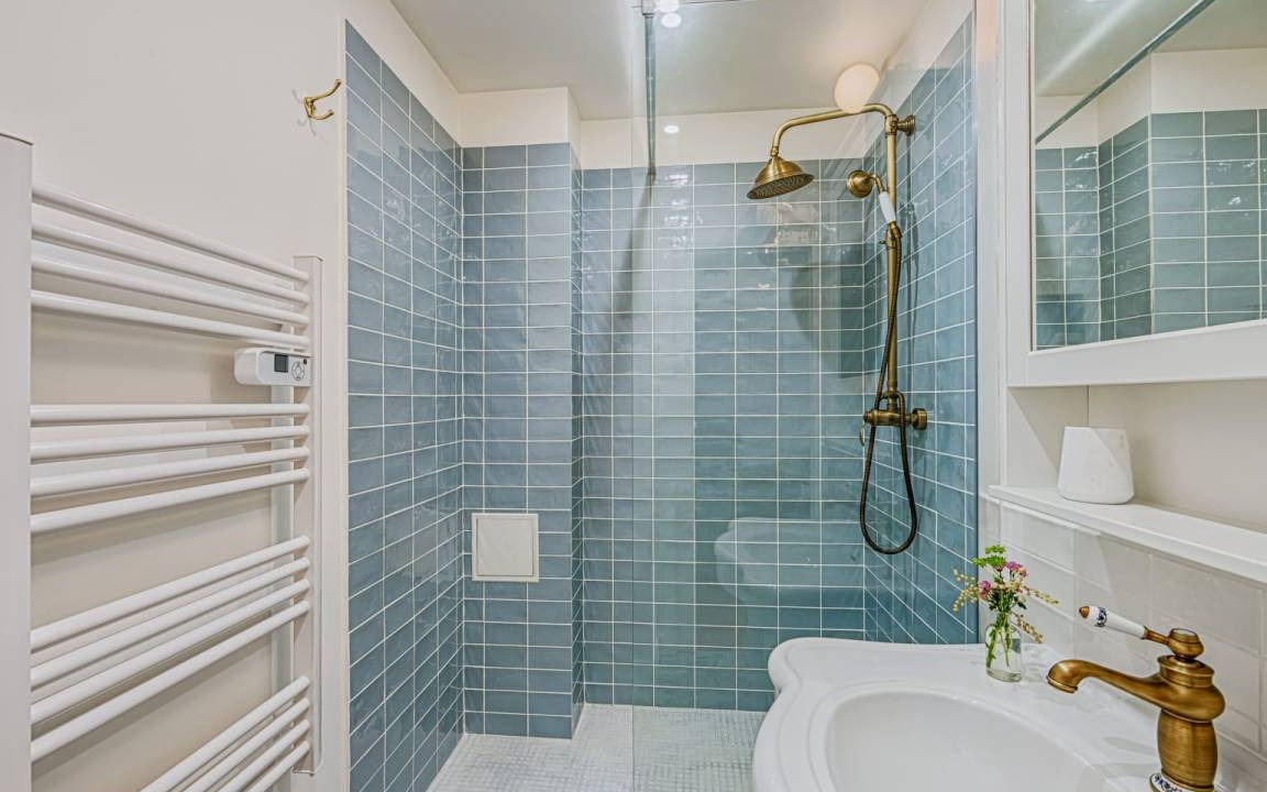Photo of Bathroom in Val-de-Grace