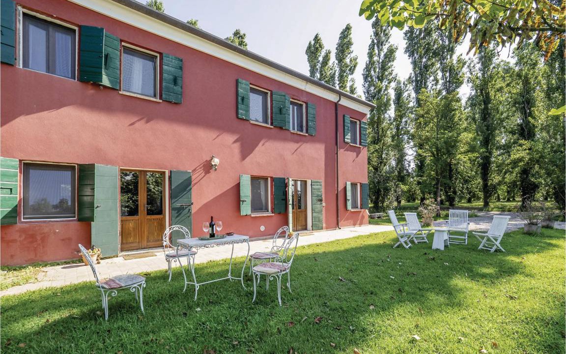 Photo of Buildings in Taglio di Po
