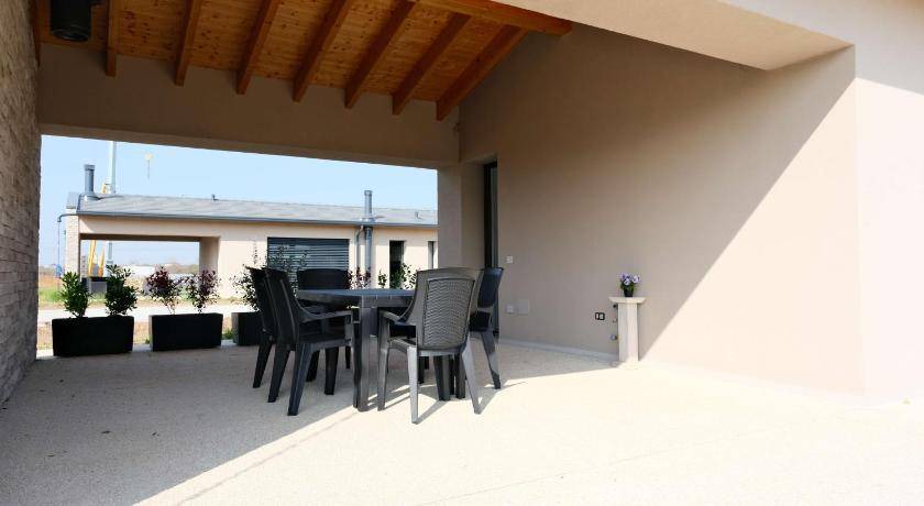 Photo of Patio Balcony in Ovest