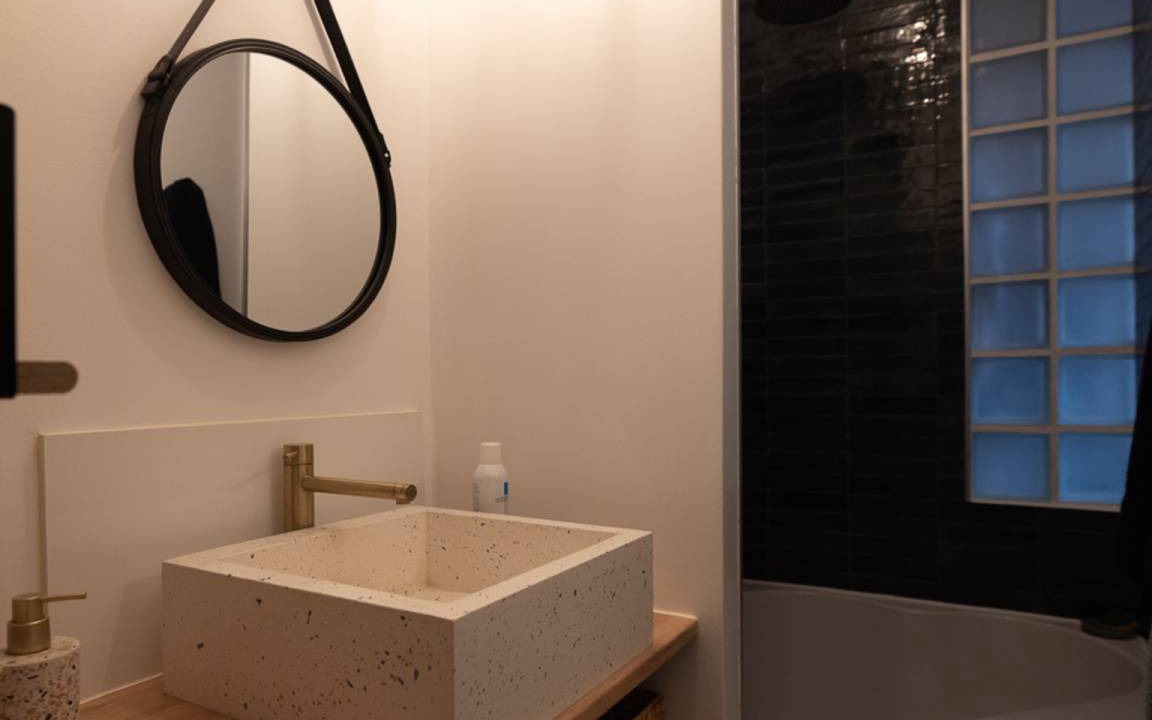 Photo of Bathroom in Quartier de la Goutte-d'Or