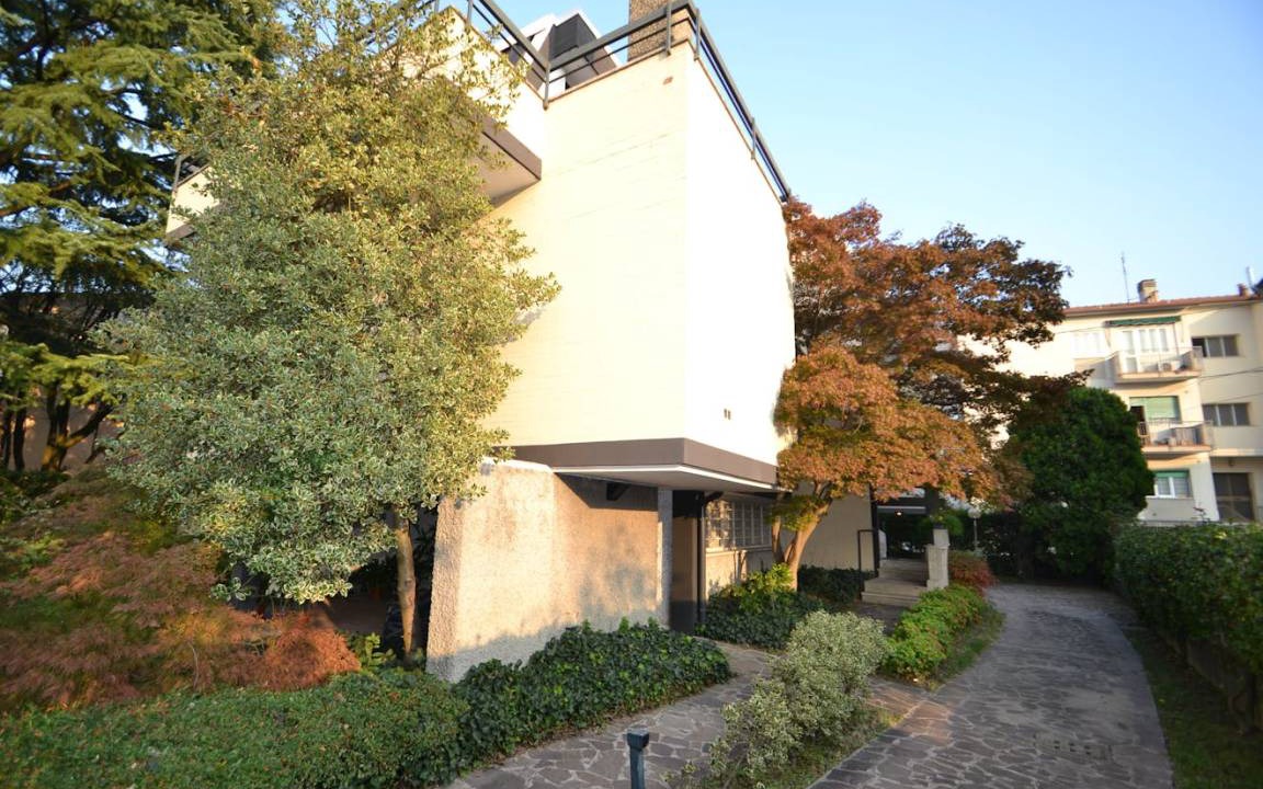 Photo of Buildings in Nogare