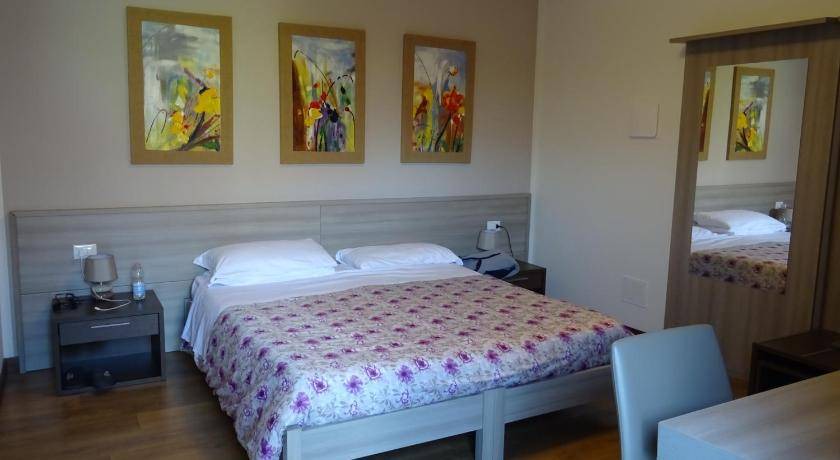 Photo of Bedroom in Santorso