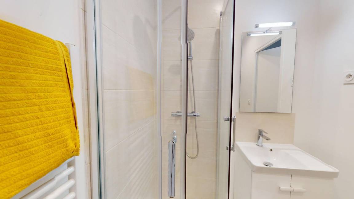 Photo of Bathroom in Hopital Saint-Louis