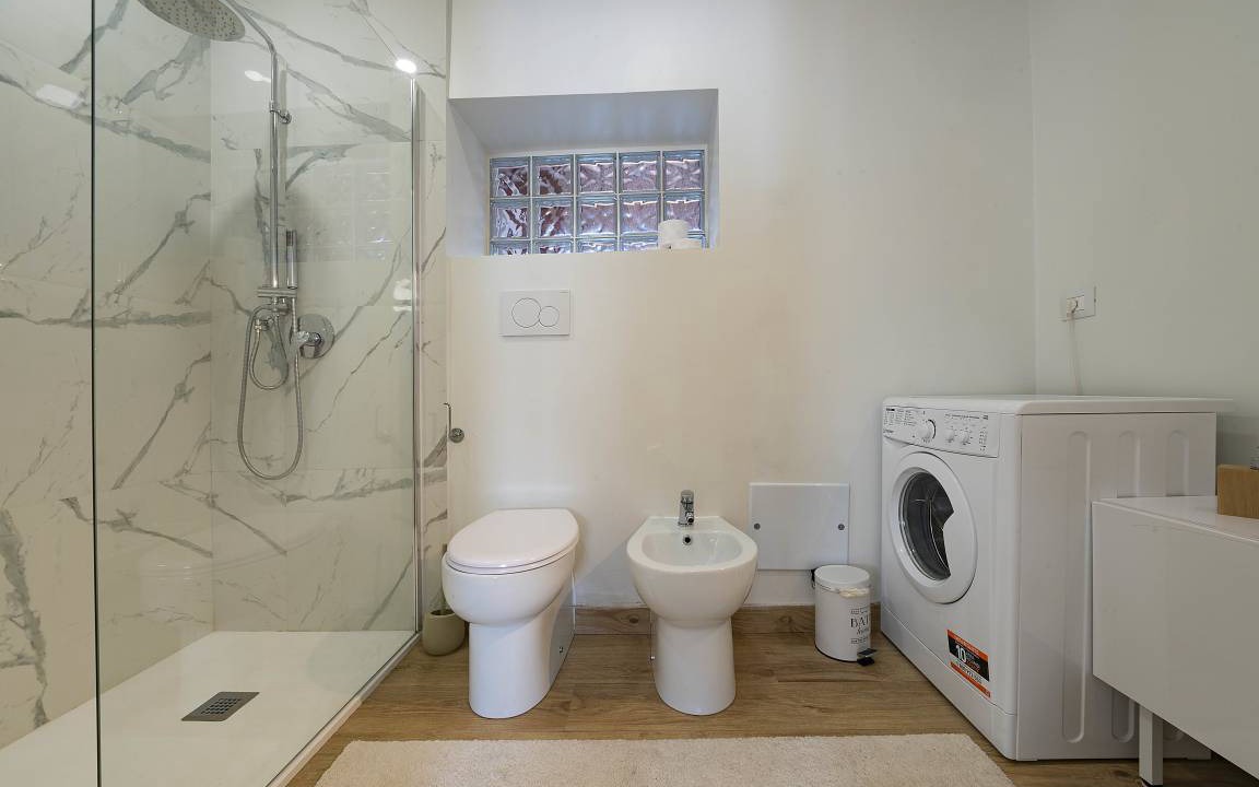 Photo of Bathroom in Sandra