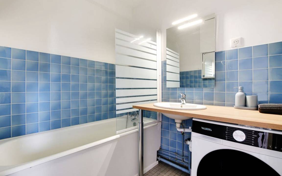 Photo of Bathroom in Saint-Lambert